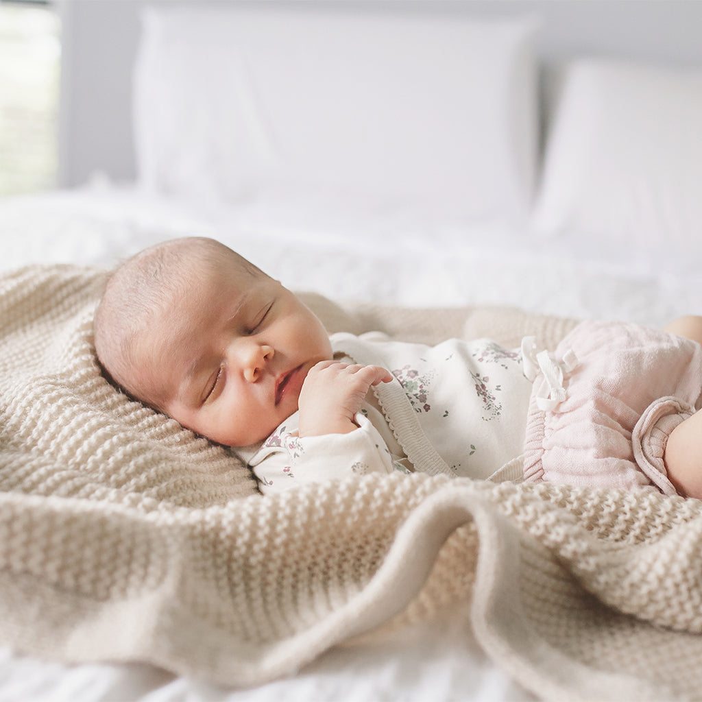 Baby Swaddles, Home Remedies to help babies sleep - shop online NZ